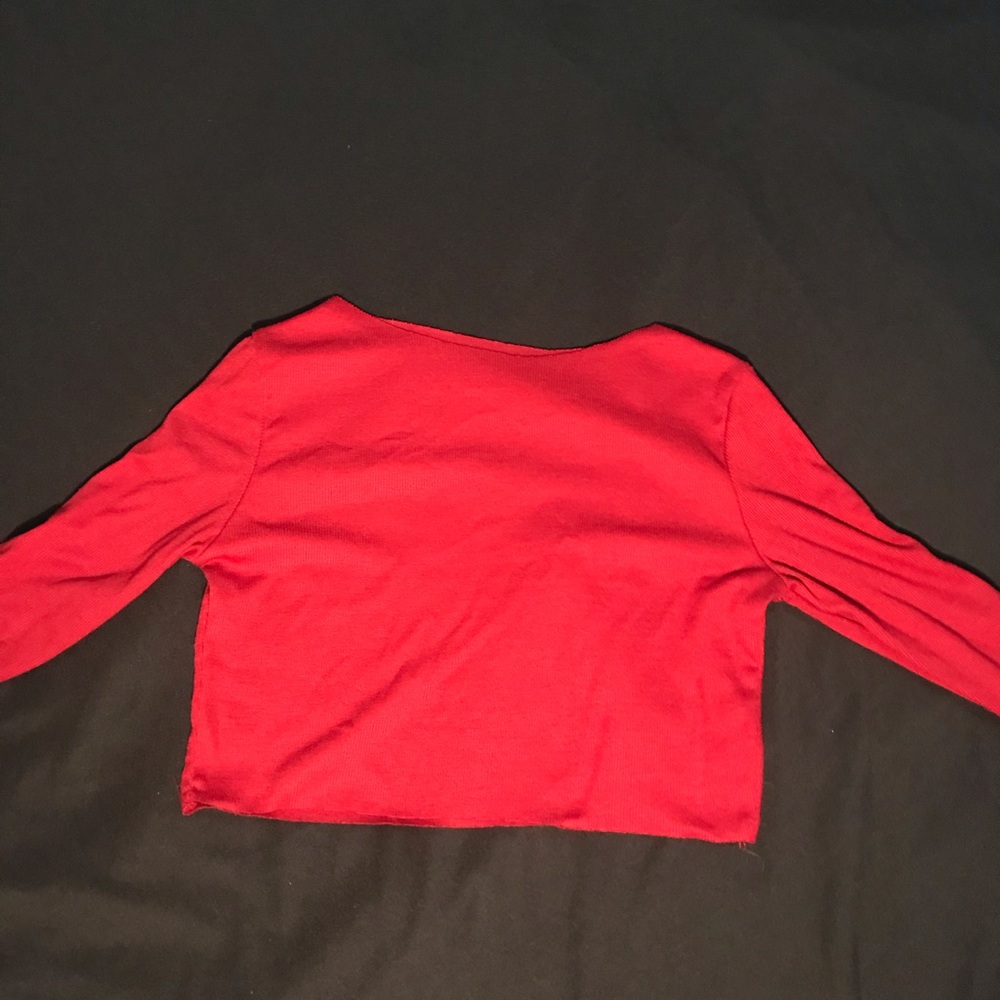 Juniors red cropped long sleeve